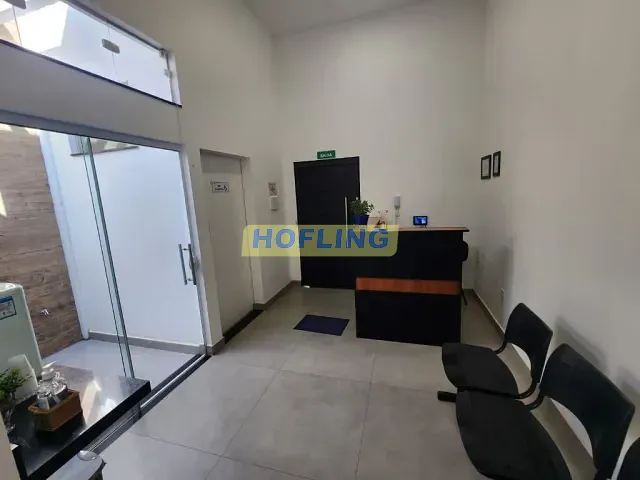 Prédio com 125m², para alugar, no bairro Cidade Jardim em Rio Claro