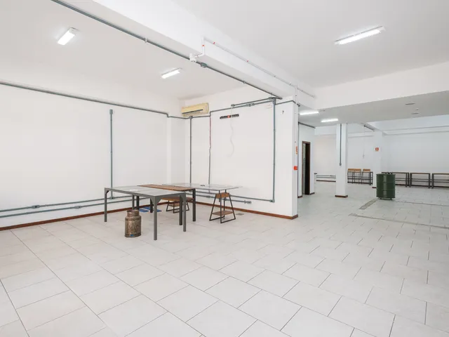 Prédio com 769m², à venda, no bairro Centro em Pelotas