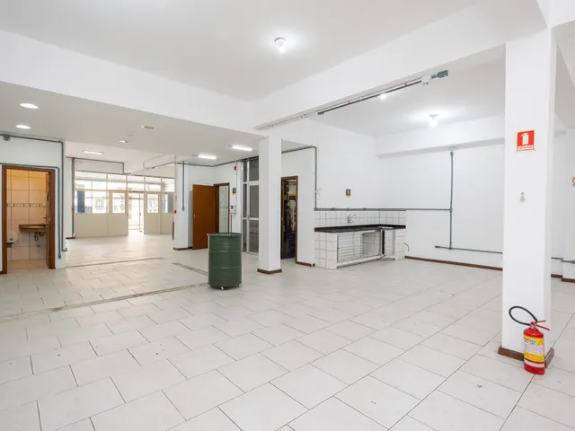 Prédio com 769m², à venda, no bairro Centro em Pelotas