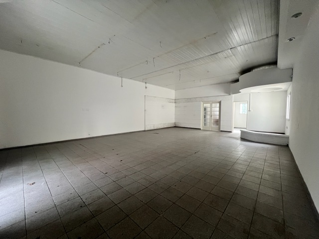 Prédio com 389m², à venda, no bairro Centro em Pelotas