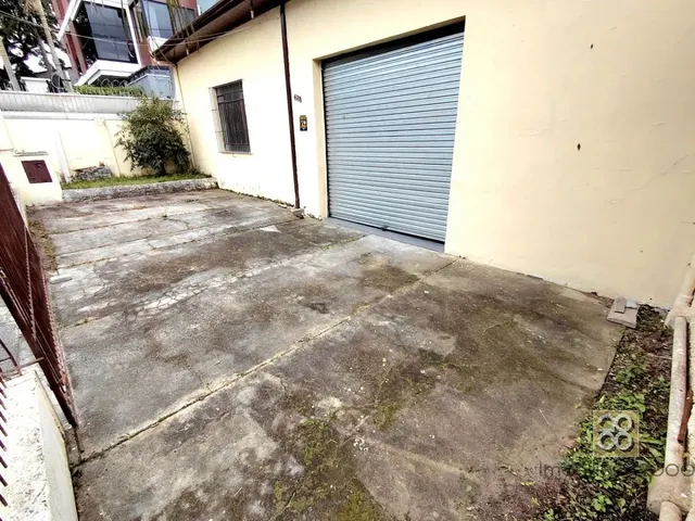 Prédio para alugar, no bairro Vila Izabel em Curitiba