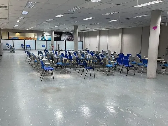 Prédio com 1761m², para alugar, no bairro Barra Funda em São Paulo