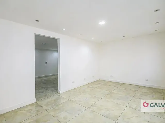 Prédio para alugar, no bairro Centro em Curitiba