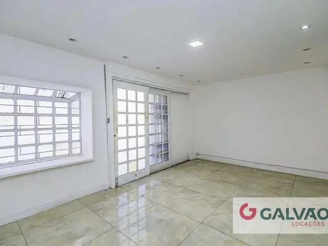 Prédio para alugar, no bairro Centro em Curitiba