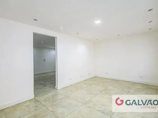Prédio para alugar, no bairro Centro em Curitiba