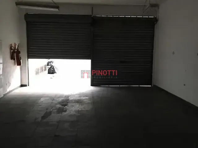Prédio à venda, no bairro Vila Lusitânia em São Bernardo do Campo