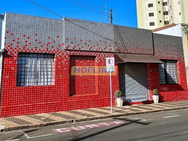 Prédio com 204m², à venda ou para alugar, no bairro Centro em Rio Claro