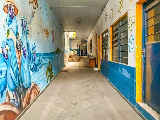 Prédio com 125m², para alugar, no bairro Sítio Cocaia em São Paulo