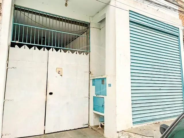 Prédio com 125m², para alugar, no bairro Sítio Cocaia em São Paulo