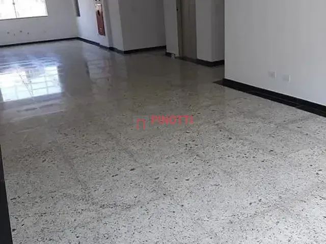 Prédio para alugar, no bairro Santa Terezinha em São Bernardo do Campo