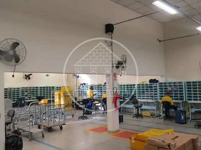 Prédio com 1489m², à venda, no bairro Granja Nossa Senhora Aparecida em São Paulo