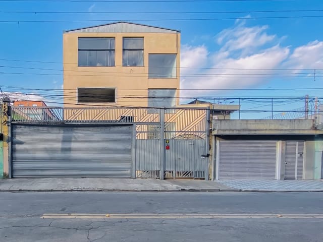 Prédio com 450m², à venda, no bairro Pirituba em São Paulo