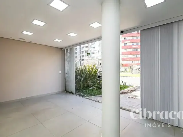 Prédio 7 quartos e 4 banheiros, para alugar, no bairro Batel em Curitiba