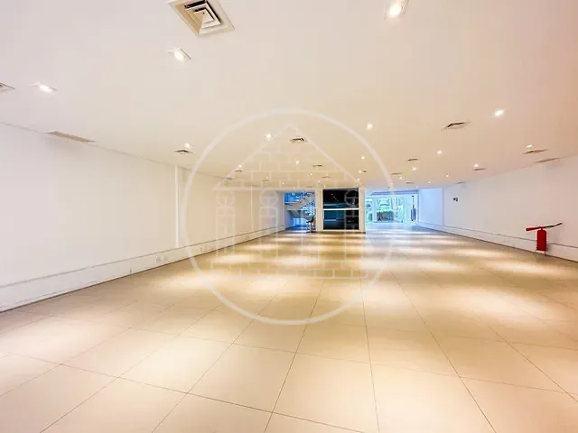Prédio com 430m², para alugar, no bairro Jardim Europa em São Paulo