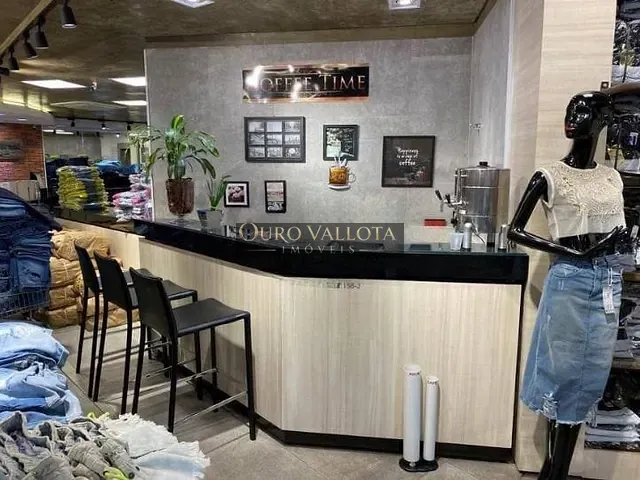 Prédio com 283m², à venda, no bairro Brás em São Paulo