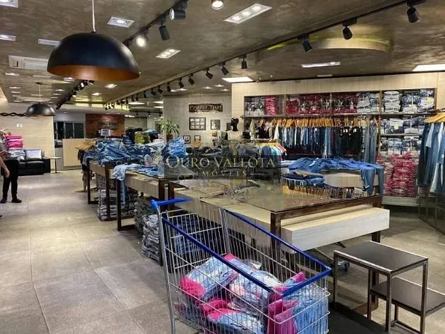 Prédio com 283m², à venda, no bairro Brás em São Paulo