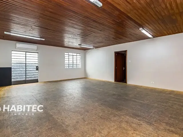 Prédio 6 quartos e 4 banheiros, para alugar, no bairro Centro em Curitiba