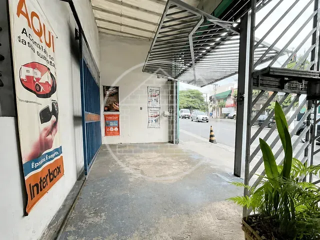 Prédio com 143m², à venda ou para alugar, no bairro Rio Bonito em São Paulo