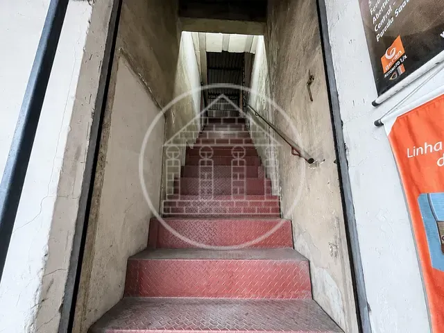 Prédio com 143m², à venda ou para alugar, no bairro Rio Bonito em São Paulo