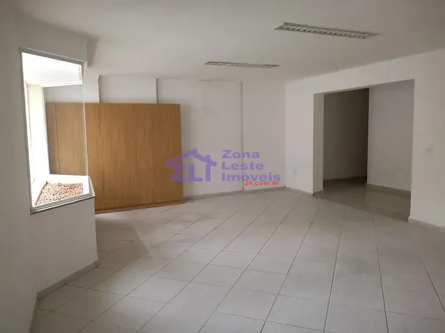 Prédio com 200m², para alugar, no bairro Vila Gomes Cardim em São Paulo