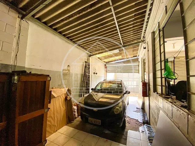 Prédio com 300m², à venda, no bairro Jardim Cristal em São Paulo