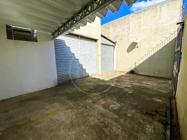 Prédio com 300m², à venda, no bairro Jardim Cristal em São Paulo