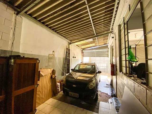 Prédio com 300m², à venda, no bairro Jardim Cristal em São Paulo