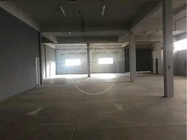 Prédio com 1800m², à venda, no bairro Socorro em São Paulo