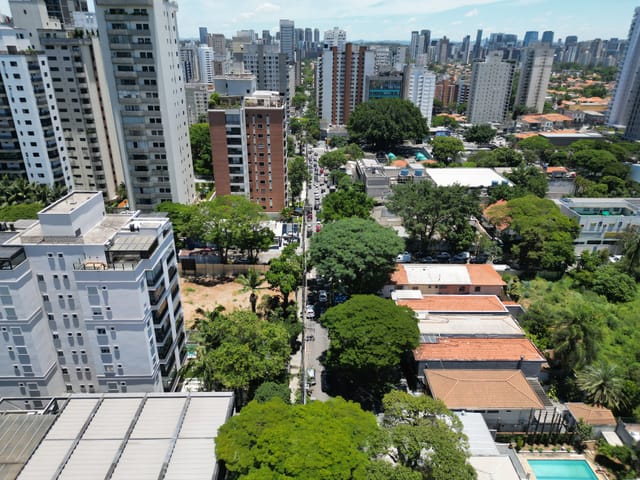 Prédio com 198m², à venda, no bairro Campo Belo em São Paulo
