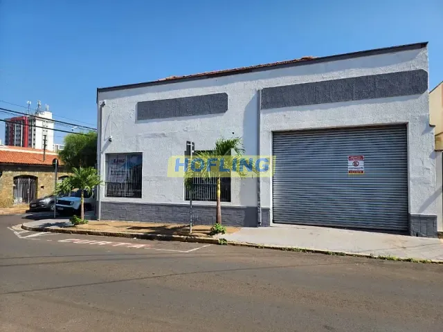 Prédio com 224m², para alugar, no bairro Centro em Rio Claro