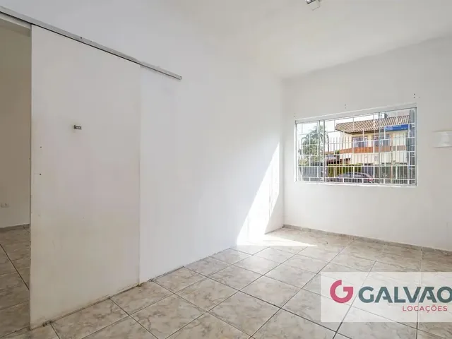 Prédio para alugar, no bairro Santa Quitéria em Curitiba