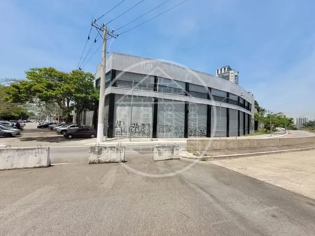 Prédio com 1100m², para alugar, no bairro Chácara Santo Antônio em São Paulo