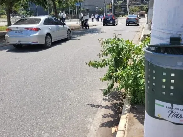 Prédio com 1100m², para alugar, no bairro Chácara Santo Antônio em São Paulo