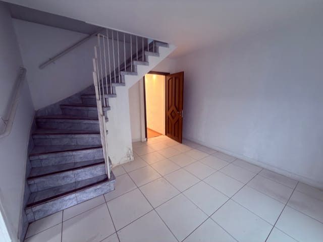 Prédio com 215m², à venda, no bairro Santana em São Paulo