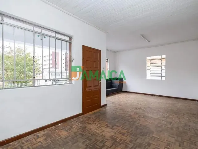 Prédio para alugar, no bairro AHU em Curitiba