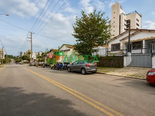 Prédio para alugar, no bairro AHU em Curitiba