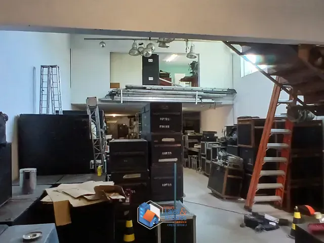 Prédio com 182m², à venda, no bairro São Judas em São Paulo
