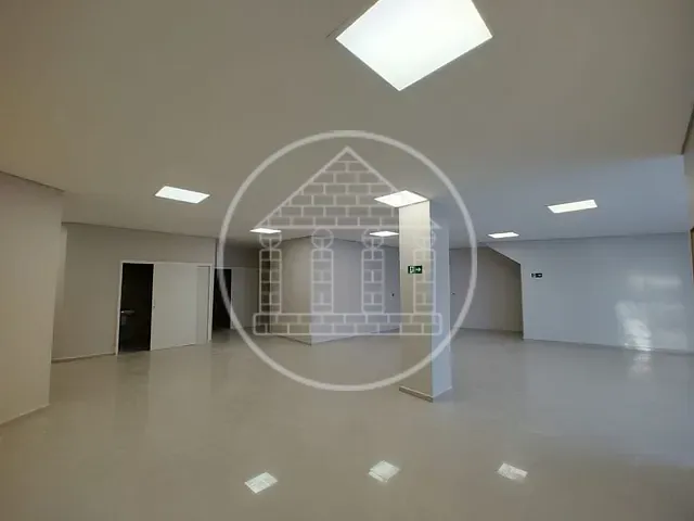 Prédio com 617m², à venda, no bairro Santo Amaro em São Paulo