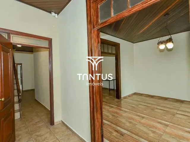 Prédio com 170m², para alugar, no bairro Centro em Curitiba