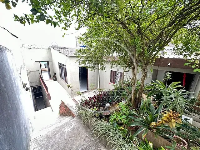Prédio com 200m², à venda, no bairro Parque Grajaú em São Paulo