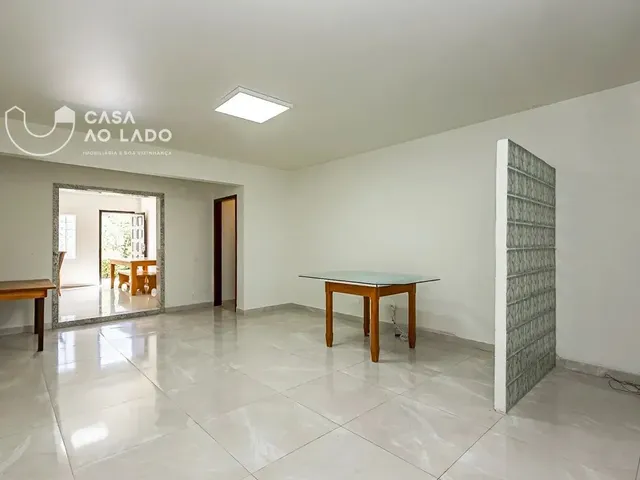 Prédio para alugar, no bairro Hauer em Curitiba