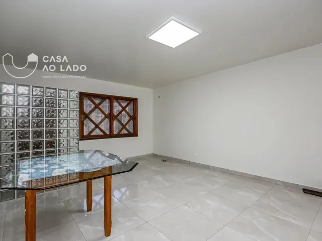Prédio para alugar, no bairro Hauer em Curitiba
