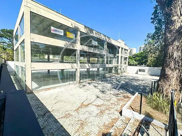 Prédio com 1120m², para alugar, no bairro Santo Amaro em São Paulo