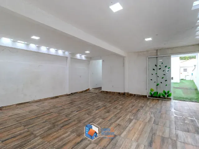 Prédio com 265m², à venda, no bairro Chácara Santo Antônio (Zona Sul) em São Paulo