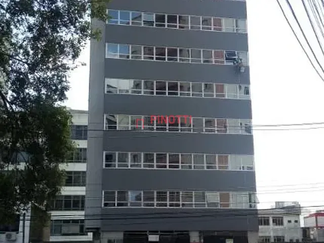 Prédio à venda ou para alugar, no bairro Batistini em São Bernardo do Campo