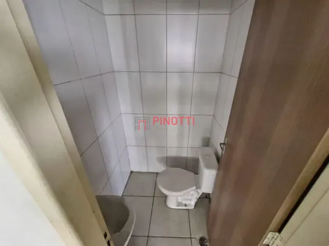 Prédio à venda, no bairro Casa Grande em Diadema