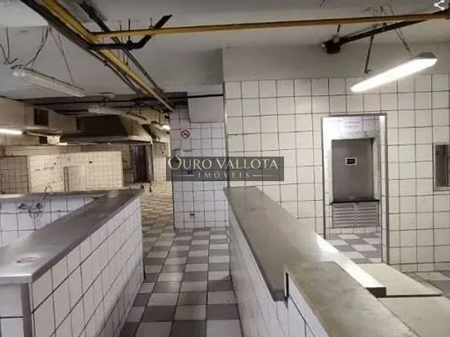 Prédio com 873m², para alugar, no bairro Centro em São Paulo