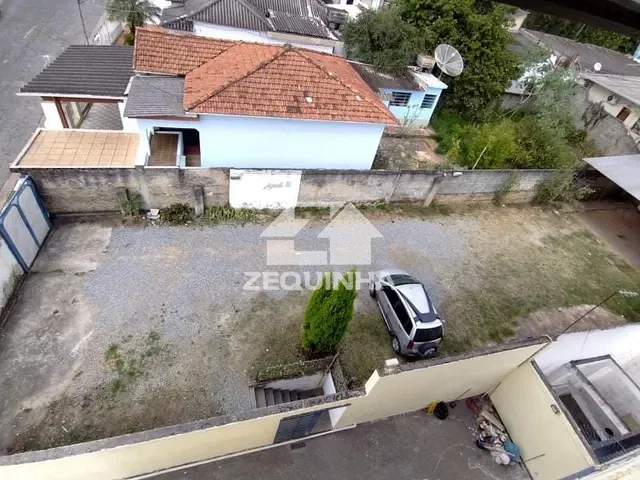 Prédio com 1100m², para alugar, no bairro Jardim Umuarama em Osasco