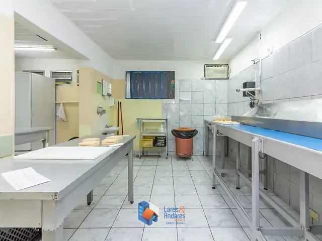 Prédio com 196m², à venda, no bairro Perdizes em São Paulo