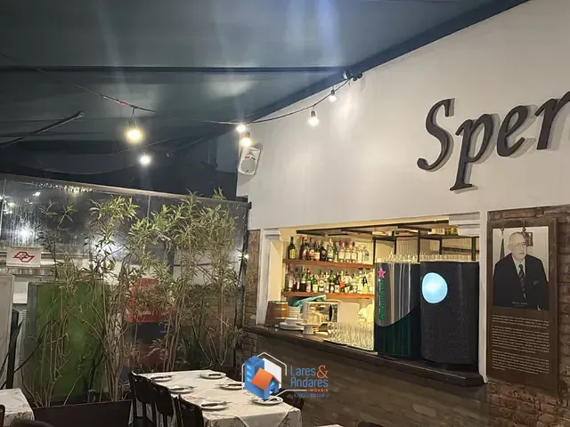 Prédio com 175m², à venda, no bairro Indianópolis em São Paulo